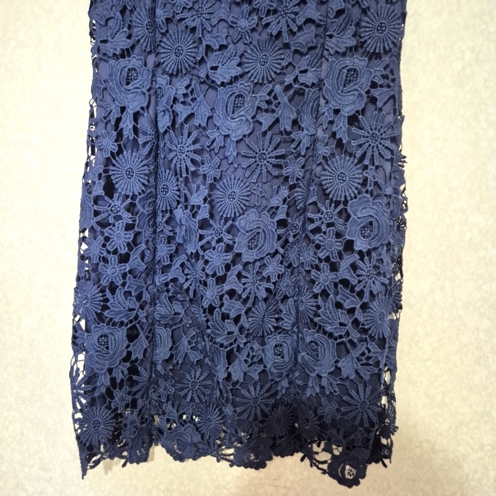LULUS...Elegant Navy Lace mini Dress..SIZE:M - Picture 8 of 15